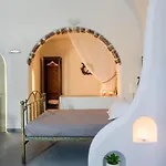 Casa Delle Botti Cave House Santorini Oia Foinikiá