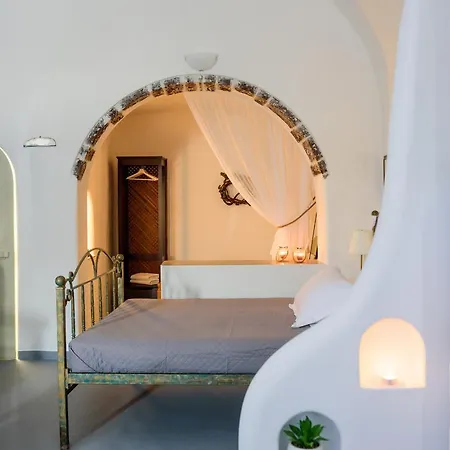 Casa Delle Botti Cave House Santorini Oia Foinikia (Santorini)