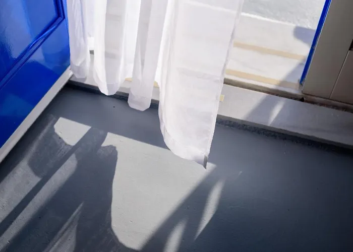 Casa Delle Botti Cave House Santorini Oia