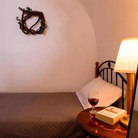 Casa Delle Botti Cave House Santorini Oia *